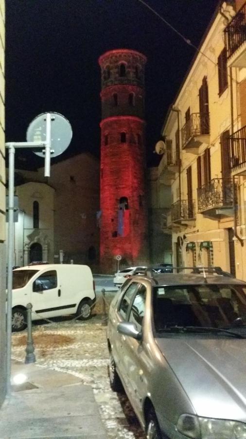 Appartamento Antiche Mura, Асти Экстерьер фото